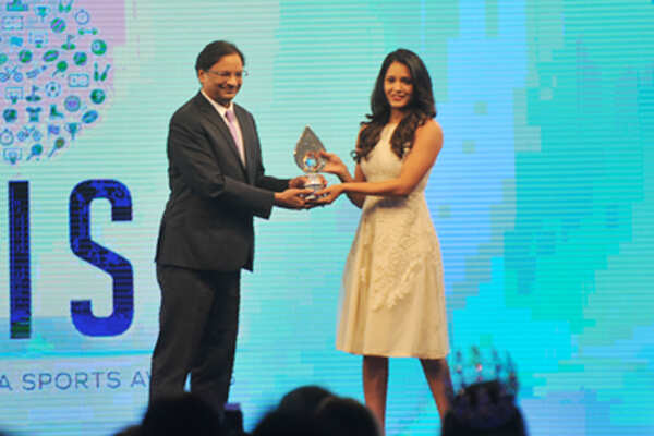 Photo - Mahindra Scorpio TOISA winners