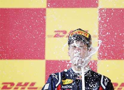 Sebastian Vettel wins 2nd F1 title