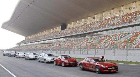 F1 race track unveiled