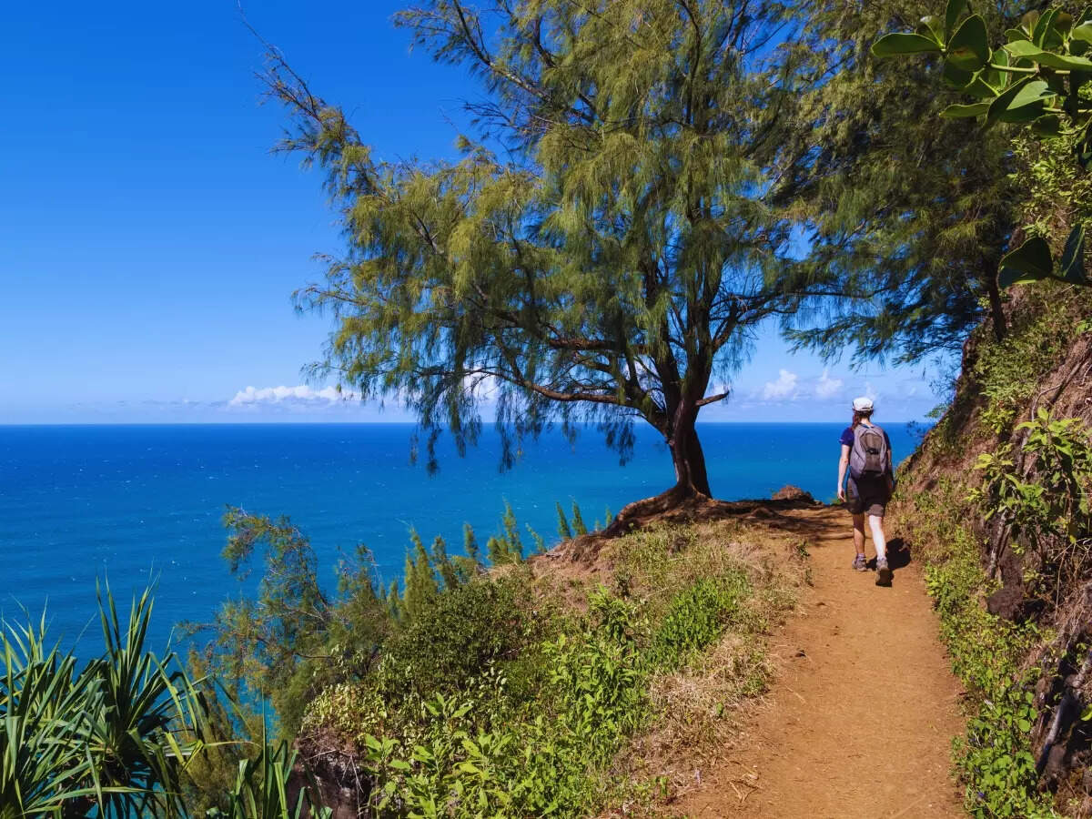 Hiking the Kalalau Trail on Kauai