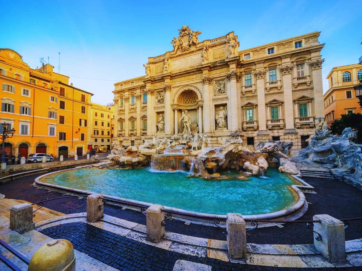 Trevi Fountain in Rome Trevi Fountain in Rome