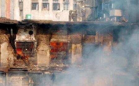 Fire at Kolkata market