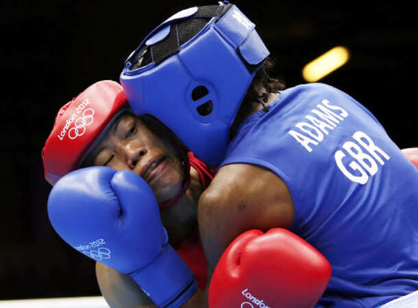 Mary Kom wins bronze for India