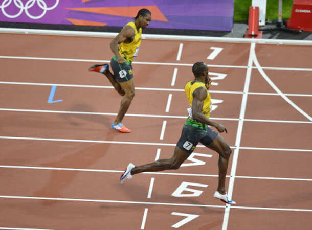 Bolt wins 200m gold in London Olympics