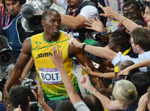 Bolt wins 200m gold in London Olympics