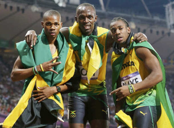 Bolt wins 200m gold in London Olympics