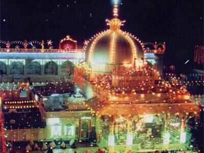PM Modi sends holy offering to Ajmer Sharif shrine
