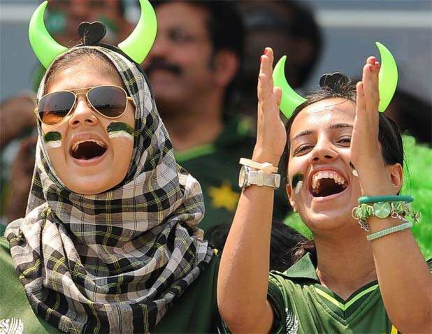 Colourful fans in Colombo