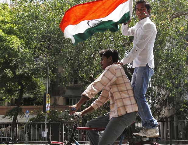 Fans cheer for Team India