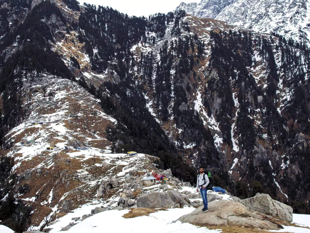 Trekking in Triund, Himachal Pradesh Trekking in Triund, Himachal Pradesh