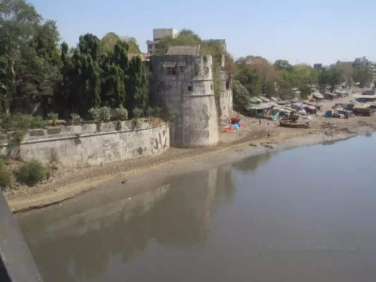 Surat Castle Surat Castle