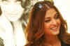 Happy Birthday mommy-to-be Aishwarya!