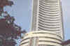 Sensex plunges as Satyam chief quits