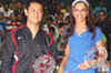 Watch: Aamir, Deepika playing badminton