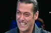 Salman praises Shah Rukh on his show