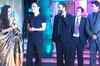 '3 Idiots' shines at Filmfare Awards