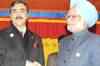PM, Gilani meet on sidelines of SAARC summit