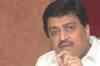 Mumbai land scam: Chavan meets Sonia, offers to resign