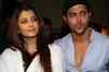Hrithik, Ash visit paralysis patients