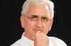 Anna's fast: Khurshid in touch with Kejriwal