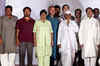Anna Hazare sings national anthem