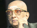 Congress is not the only gainer in Karnataka: Cho Ramaswamy