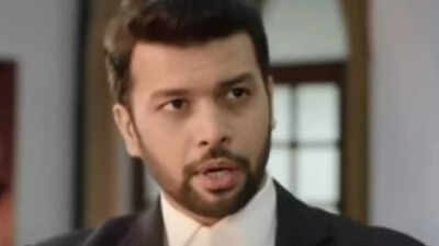 Tharla Tar Mag: Arjun denies to talk with Sayali about Madhubhau's case